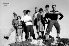 D009 1961 Dolomites Group B&W